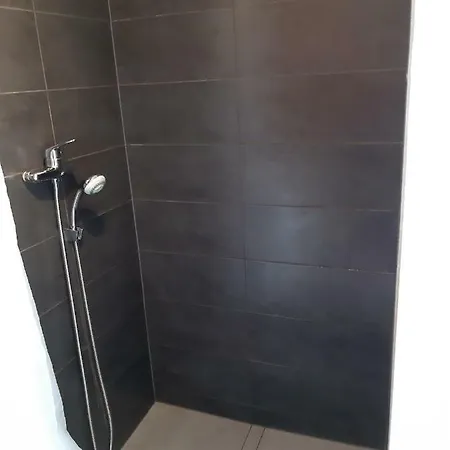 útulný